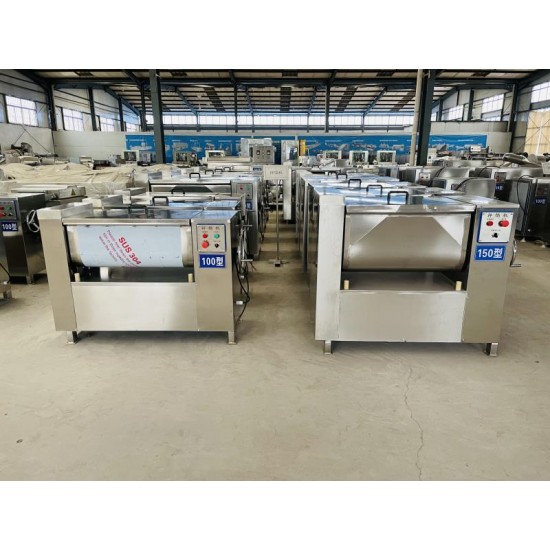 Filling mixing machine